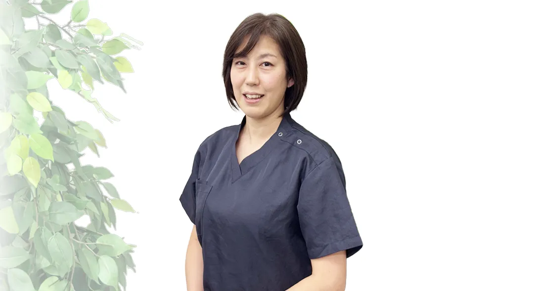 女性スタッフ