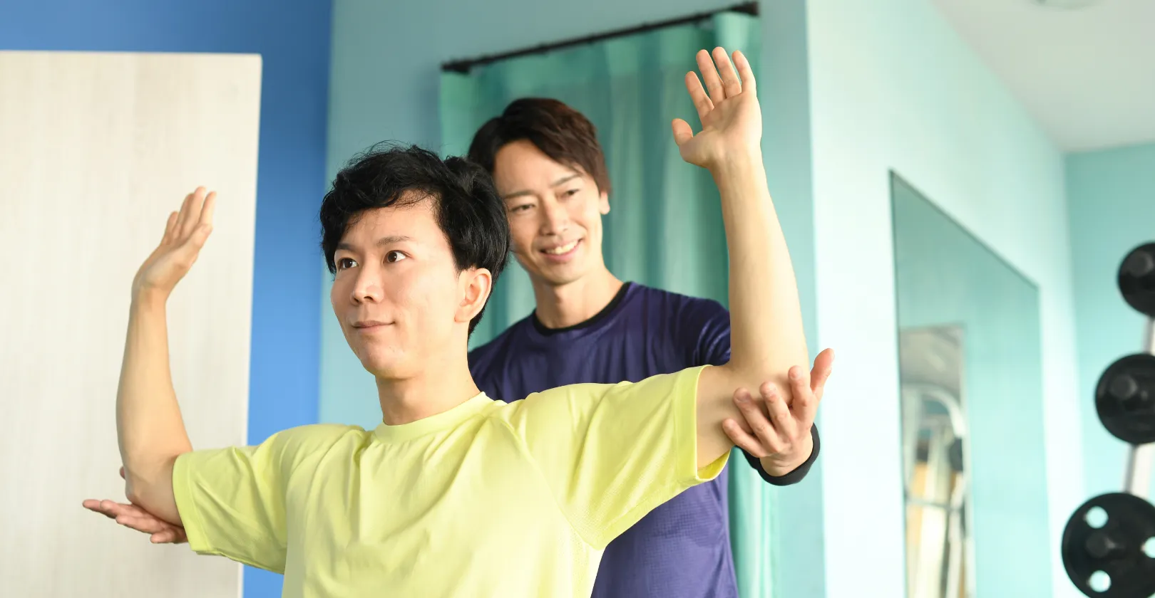 パフォーマンス向上に役立つ姿勢や動作の指導を行う
